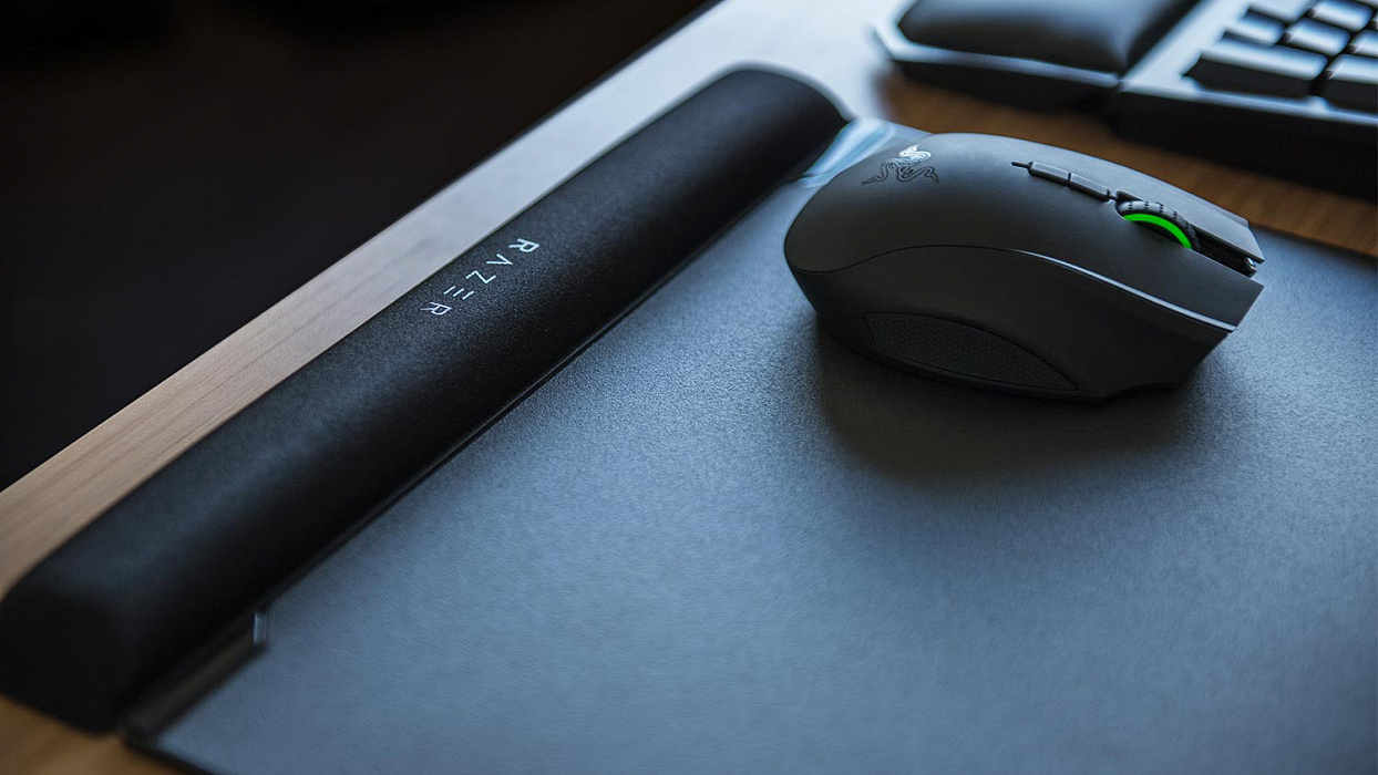 Коврик для мыши Razer Vespula V2 RZ02-02180100-R3M1 (Black) купить в интернет-магазине icover