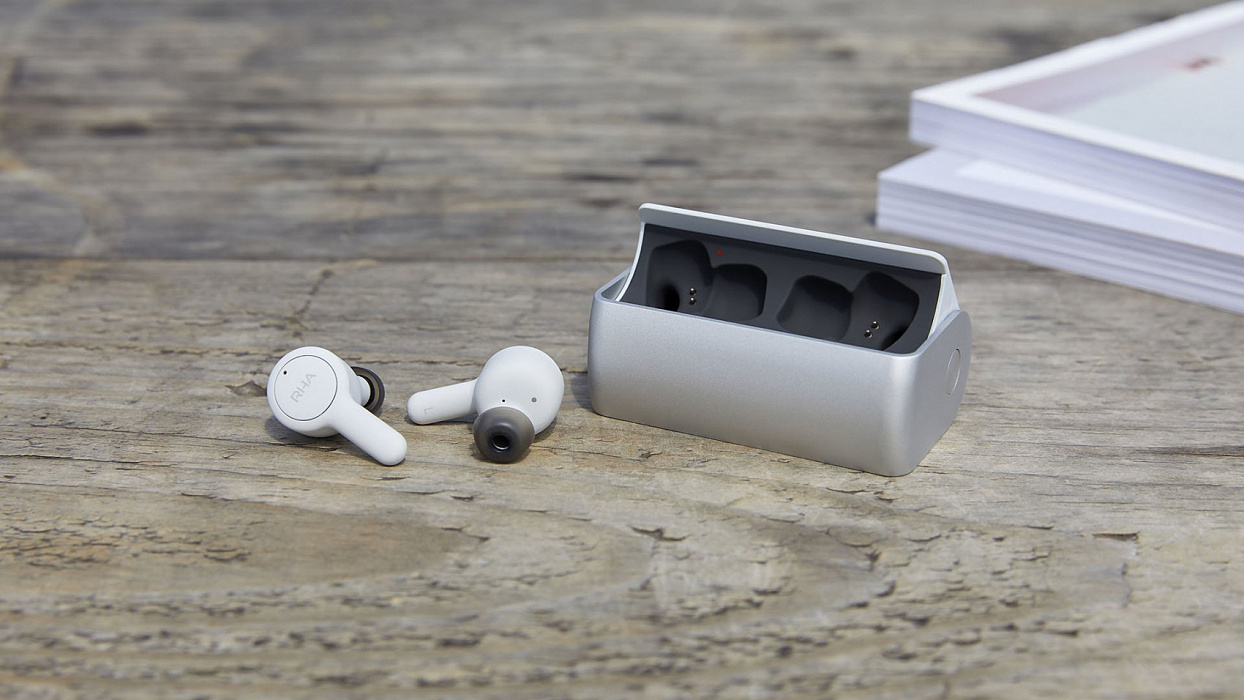 Bluetooth-наушники с микрофоном RHA TrueConnect (Cloud White) купить в интернет-магазине icover