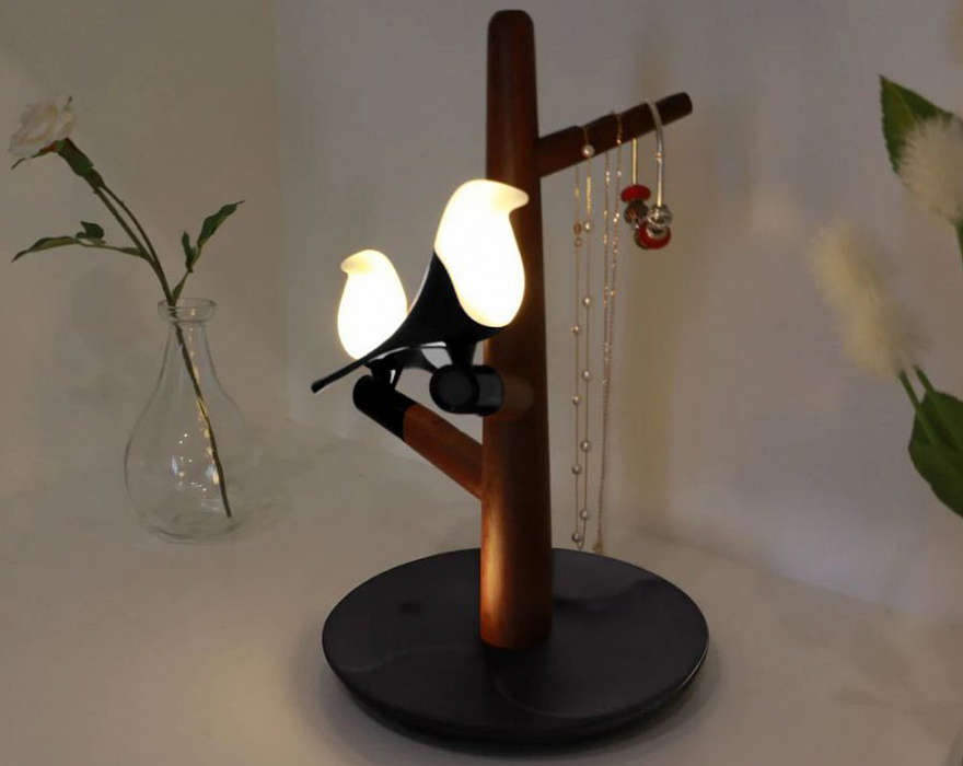 Светильник HomeTree Qis Fast Charge (YT-M1601-2WW) с беспроводной зарядкой (Light Wood) купить в интернет-магазине icover
