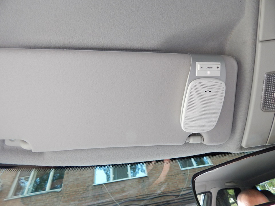 Устройство громкой связи Jabra Drive (White) купить в интернет-магазине icover
