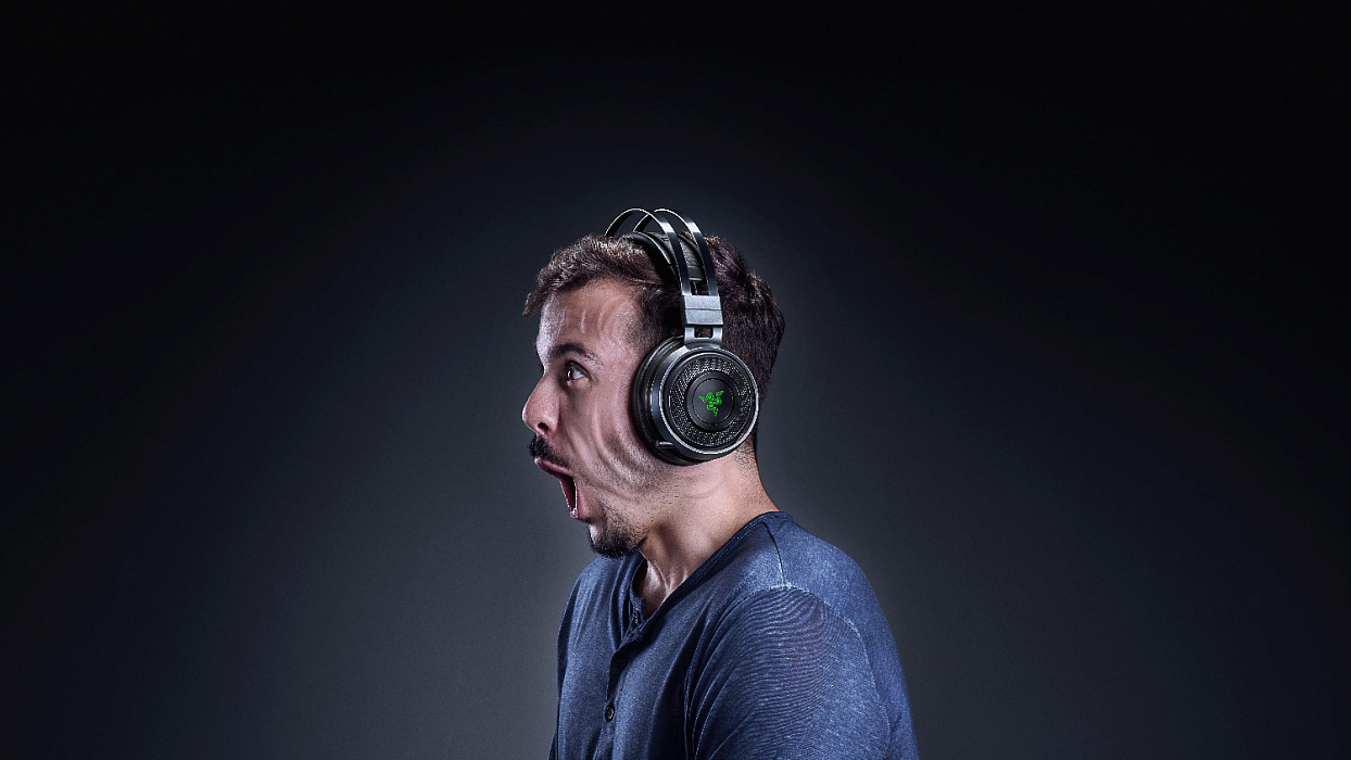 Игровая гарнитура Razer Nari Ultimate Wireless RZ04-02670100-R3M1 (Black/Green) купить в интернет-магазине icover