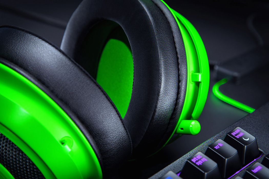 Игровая гарнитура Razer Kraken Multi-Platform RZ04-02830200-R3M1 (Green) купить в интернет-магазине icover