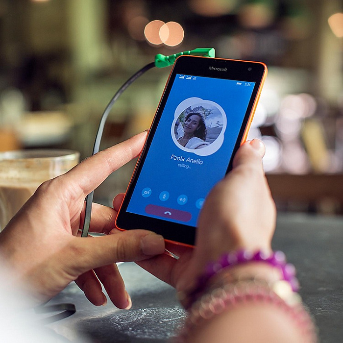 Смартфон Microsoft Lumia 535 Dual Sim (Orange) купить в интернет-магазине icover