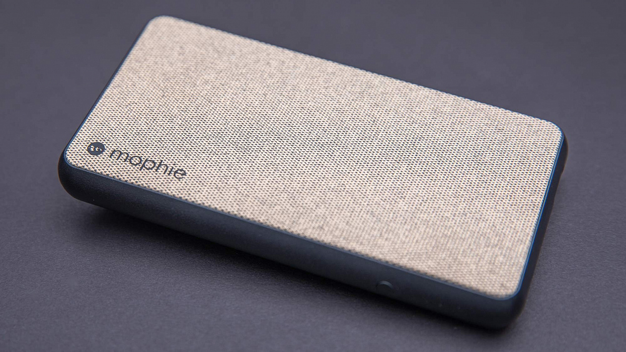 Внешний аккумулятор Mophie Powerstation Plus XL 10000 mAh 401101678 (Black) купить в интернет-магазине icover