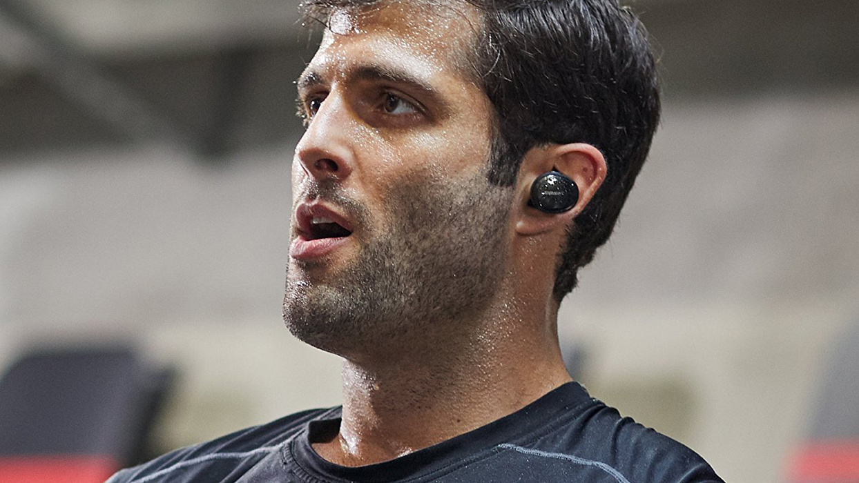 Bluetooth-наушники Bose SoundSport Free с микрофоном (Black) купить в интернет-магазине icover