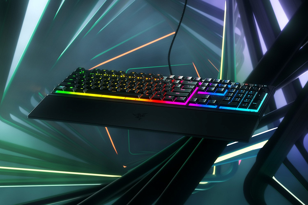 Игровая клавиатура Razer Ornata V3 RZ03-04460800-R3R1 (Black) купить в интернет-магазине icover