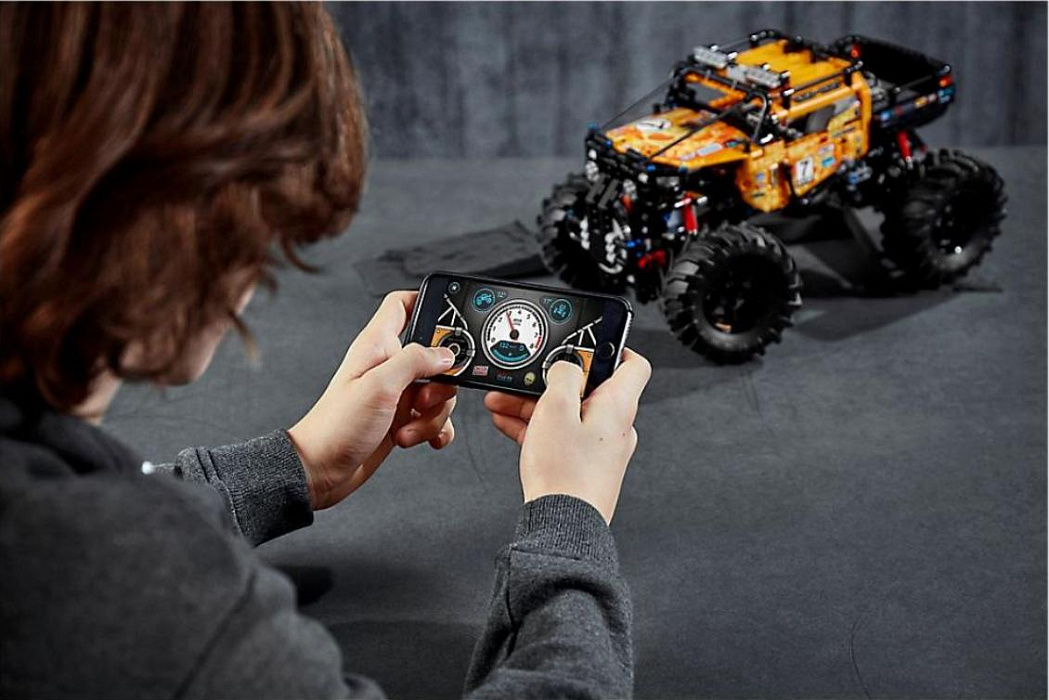 Электромеханический конструктор Lego Technic Экстремальный внедорожник 42099 (Yellow) купить в интернет-магазине icover