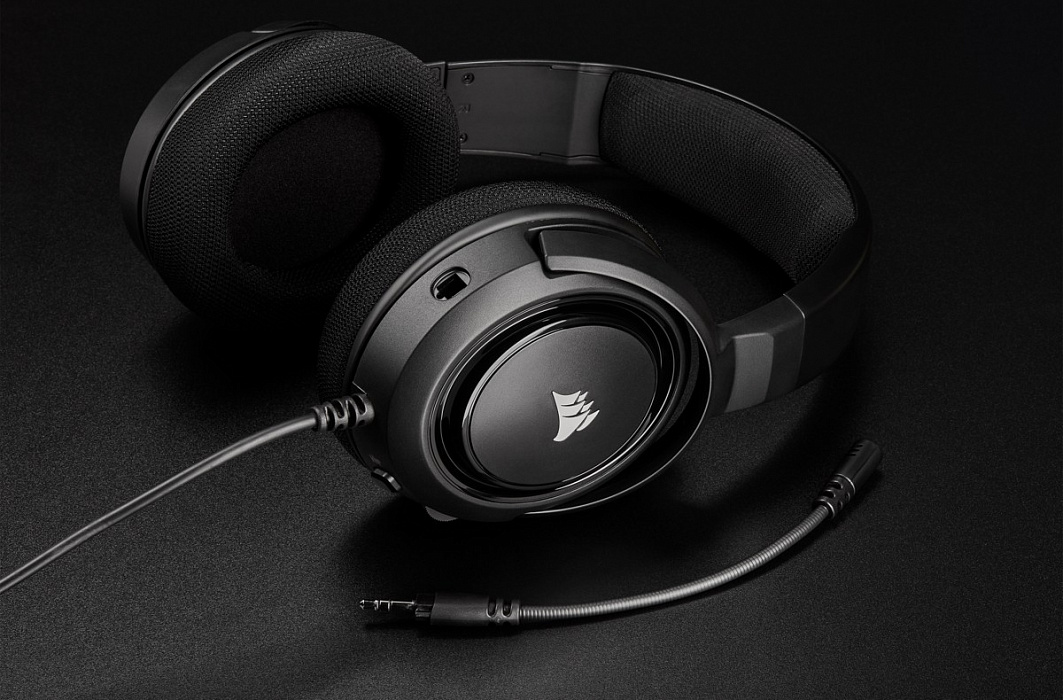 Игровая гарнитура Corsair Gaming HS35 CA-9011195-EU (Carbon) купить в интернет-магазине icover