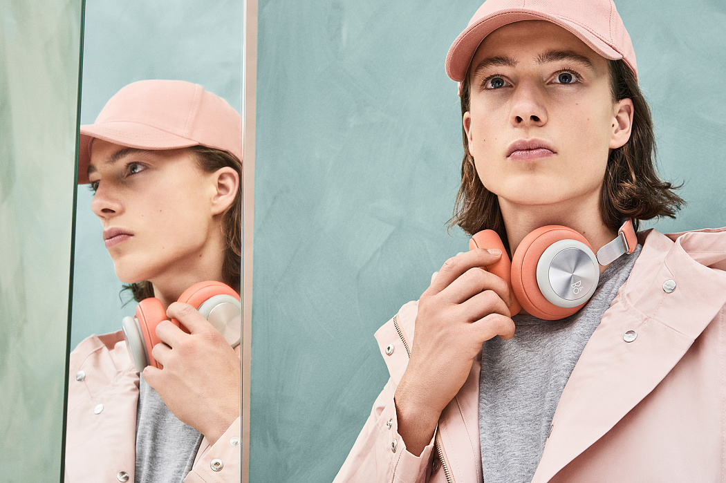 Беспроводные наушники Bang & Olufsen BeoPlay H4 (Tangerine Grey) купить в интернет-магазине icover