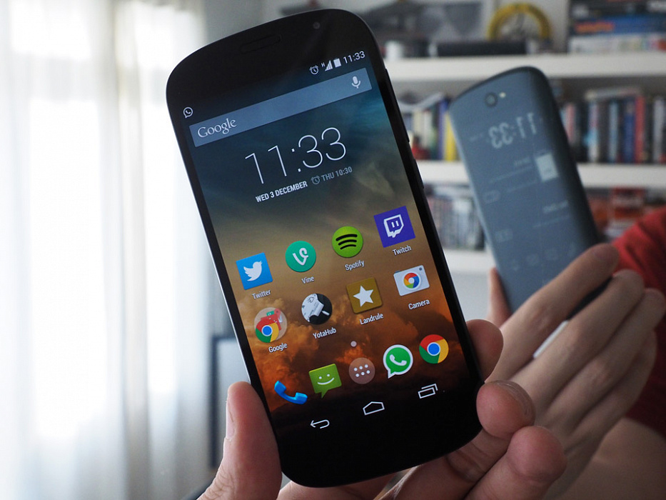 Смартфон Yota YotaPhone 2 (Black) купить в интернет-магазине icover