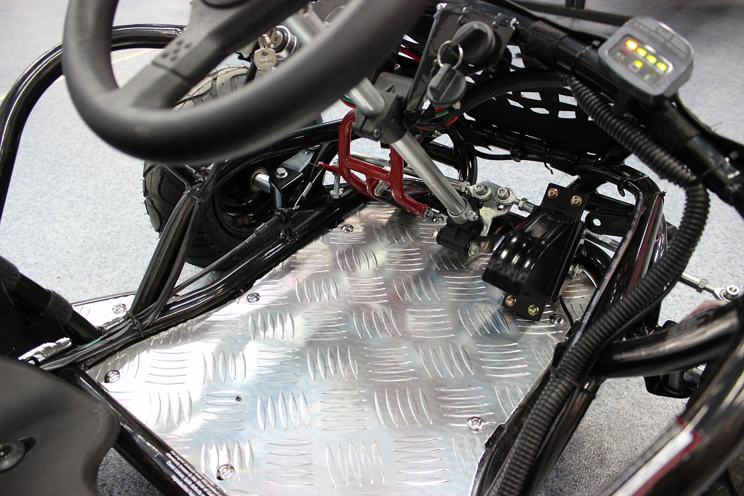 Novelty Electronics Kart 1000W 48V/12Ah (Lead acid) - багги электрический детский (Black) купить в интернет-магазине icover