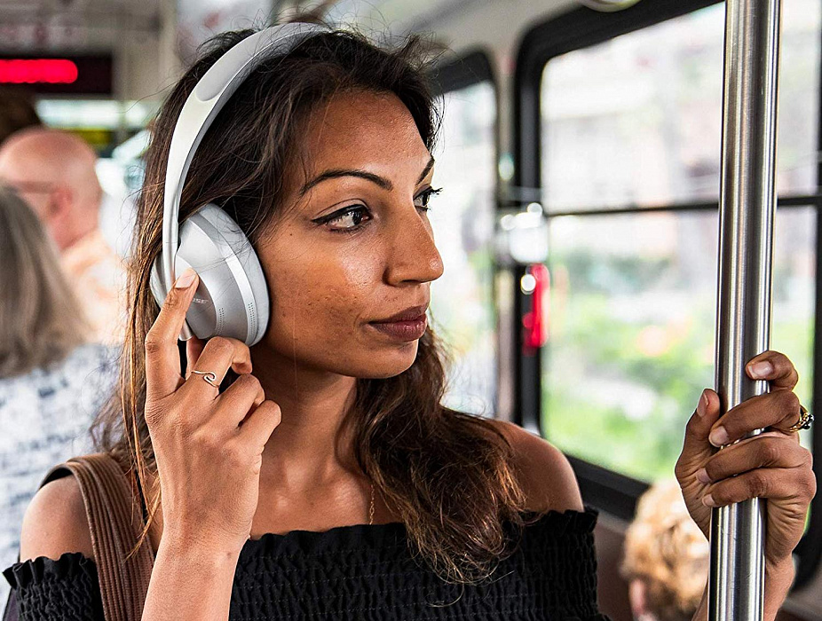 Наушники с микрофоном Bose Noise Cancelling 700 (Lux Silver) купить в интернет-магазине icover
