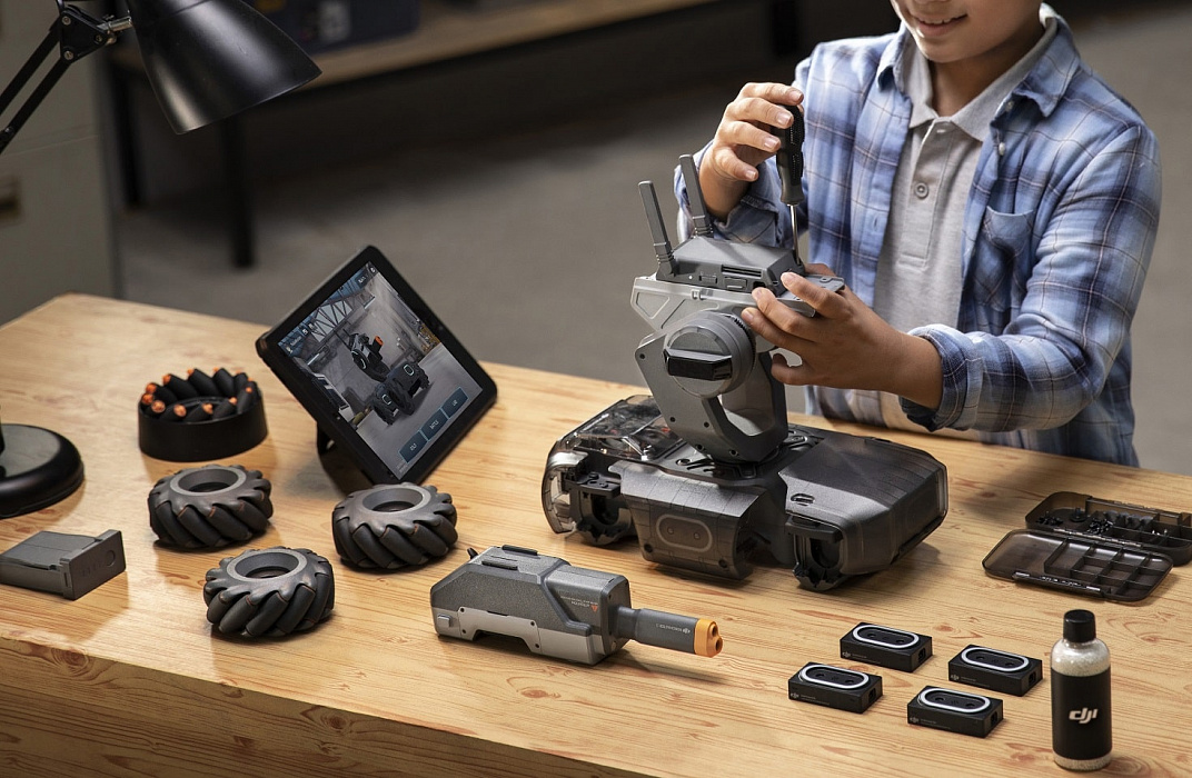 Робот DJI Robomaster S1 купить в интернет-магазине icover