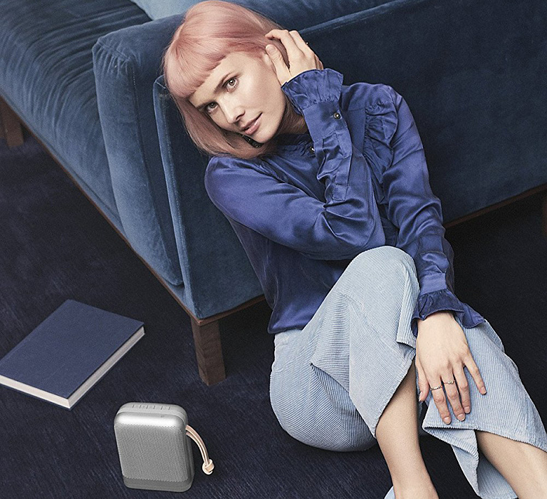 Портативная акустика Bang & Olufsen BeoPlay P6 (Natural) купить в интернет-магазине icover