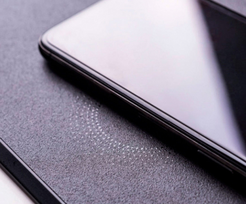 Коврик для мыши Xiaomi MIIIW Smart Mouse Pad с беспроводной зарядкой (Black) купить в интернет-магазине icover