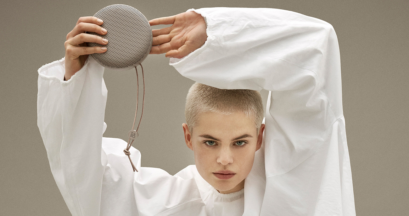 Портативная акустика Bang & Olufsen BeoPlay A1 (Clay) купить в интернет-магазине icover