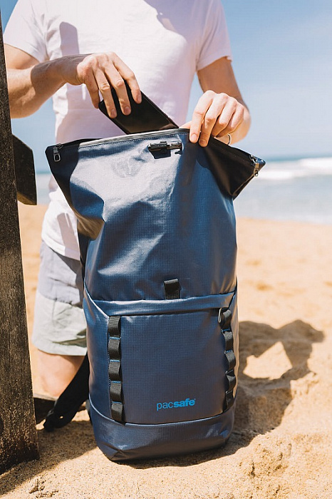 Рюкзак PacSafe Dry Lite 30L (Blue) купить в интернет-магазине icover