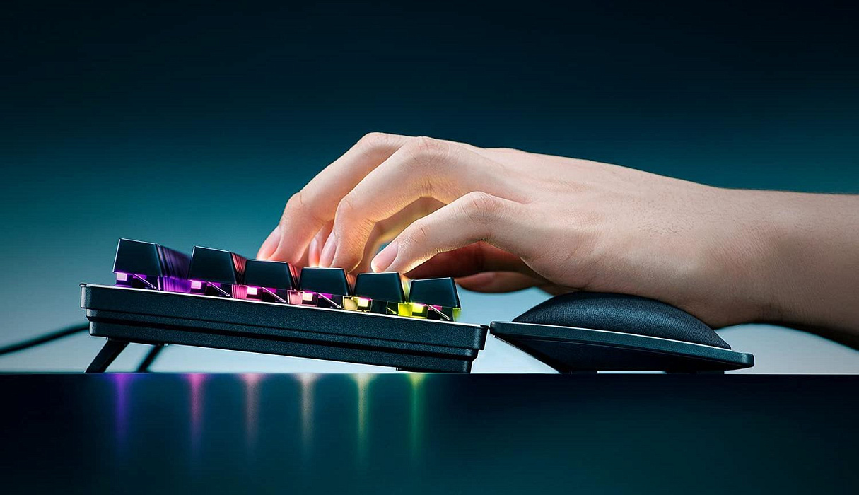 Подставка под запястье Razer Ergonomic Wrist Rest for Mini Keyboards RC21-01720100-R3M1 (Black) купить в интернет-магазине icover