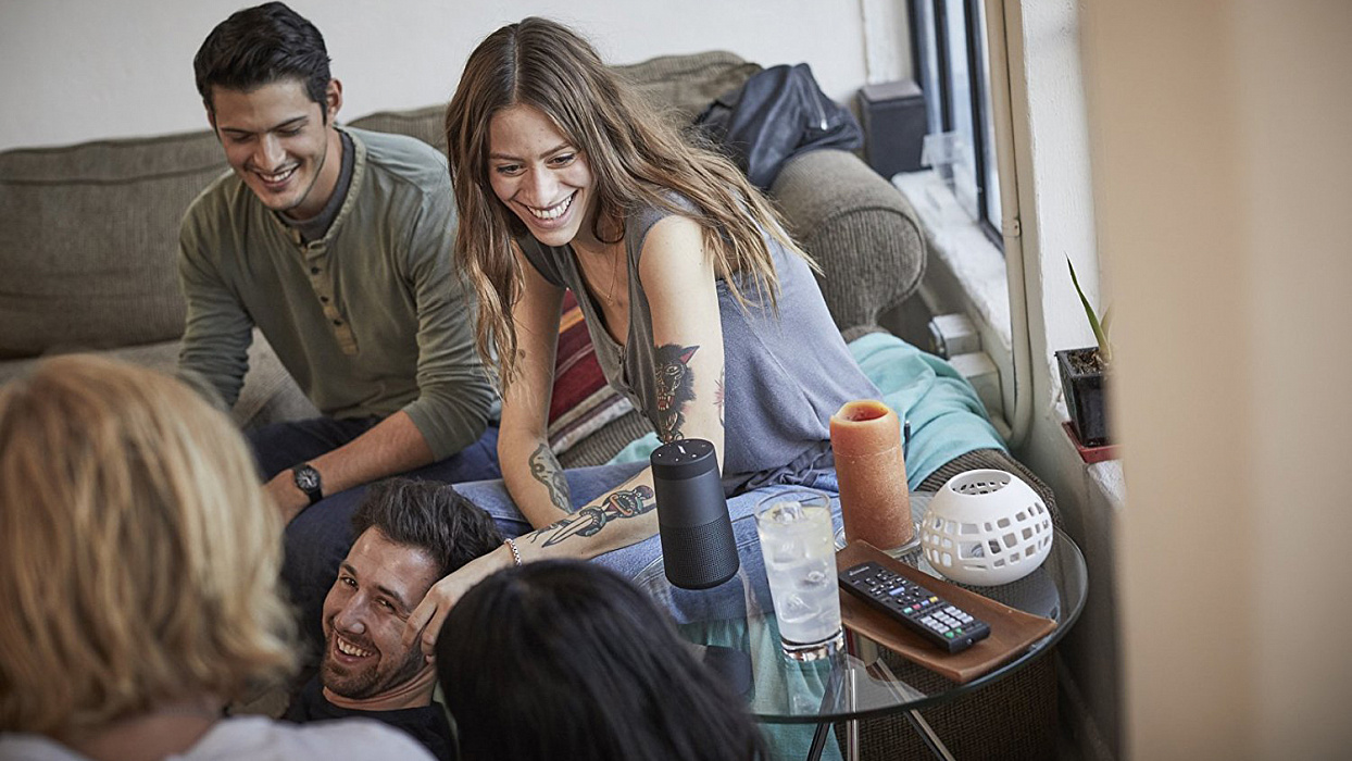 Беспроводная портативная акустика Bose SoundLink Revolve 739523-2110 (Black) купить в интернет-магазине icover