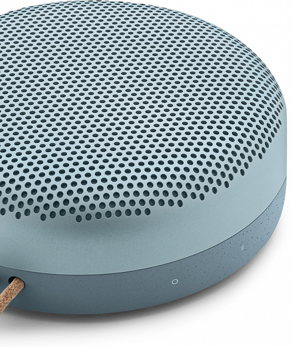 Портативная акустика Bang & Olufsen BeoPlay A1 (Sky) купить в интернет-магазине icover