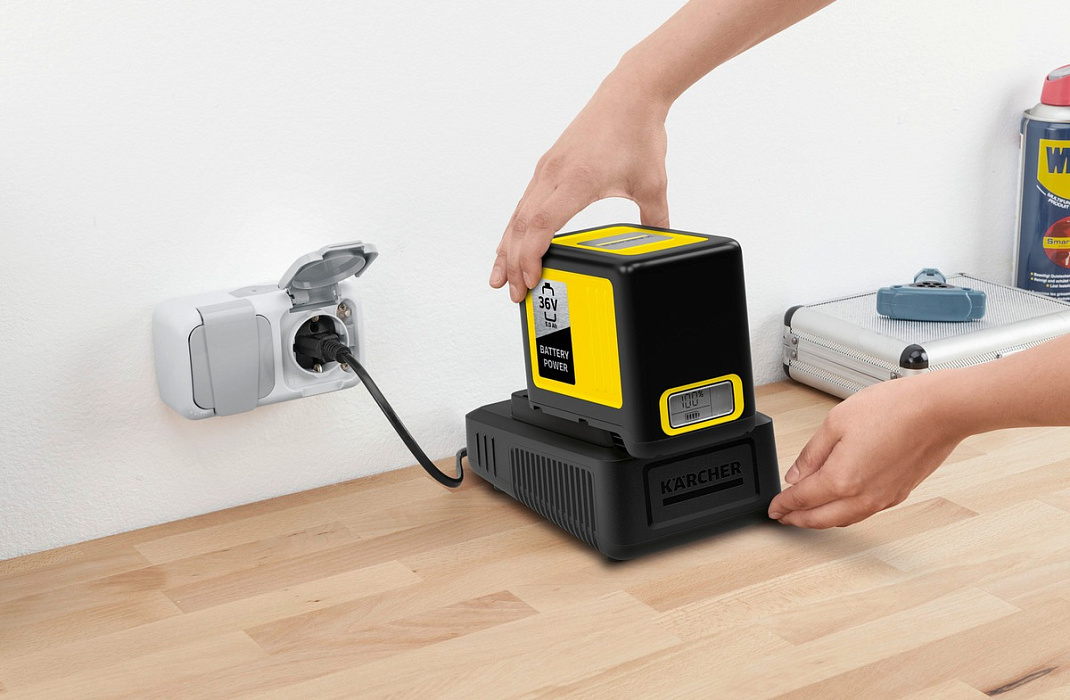 Комплект аккумулятор + быстрое зарядное устройство Karcher Starter Kit Battery Power 36/50  (2.445-065.0) купить в интернет-магазине icover