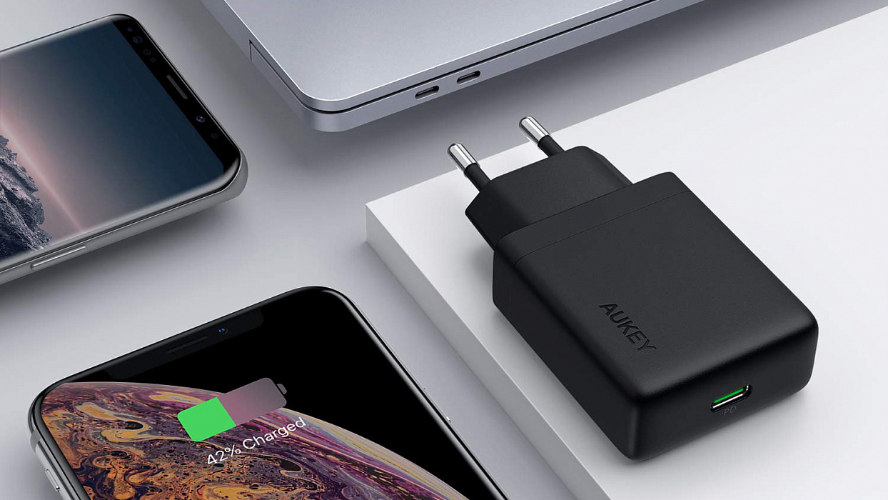 Сетевое зарядное устройство Aukey Wall Charger PD 30W USB-C PA-Y21 (Black) купить в интернет-магазине icover