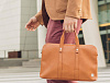 Сумка Moshi Treya Briefcase (99MO118752) для ноутбука 13'' (Caramel) купить в интернет-магазине icover