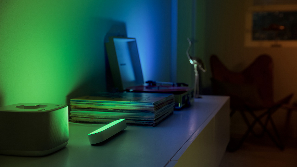 Комплект умных светодиодных ламп Philips Hue Play 2 шт (White) купить в интернет-магазине icover