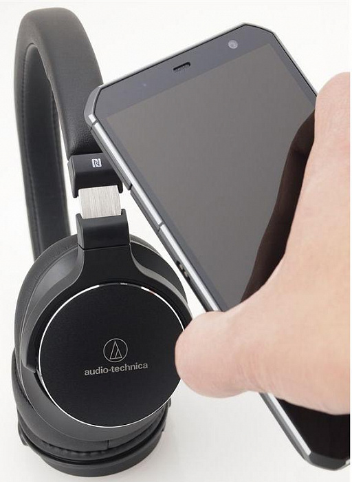 Audio-Technica ATH-SR5BT - накладные беспроводные наушники (Black) купить в интернет-магазине icover