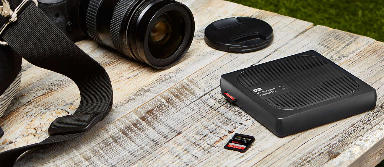 Внешний накопитель Western Digital My Passport Wireless Pro 2.5" USB 3.0 3Tb WDBSMT0030BBK-RESN (Black) купить в интернет-магазине icover