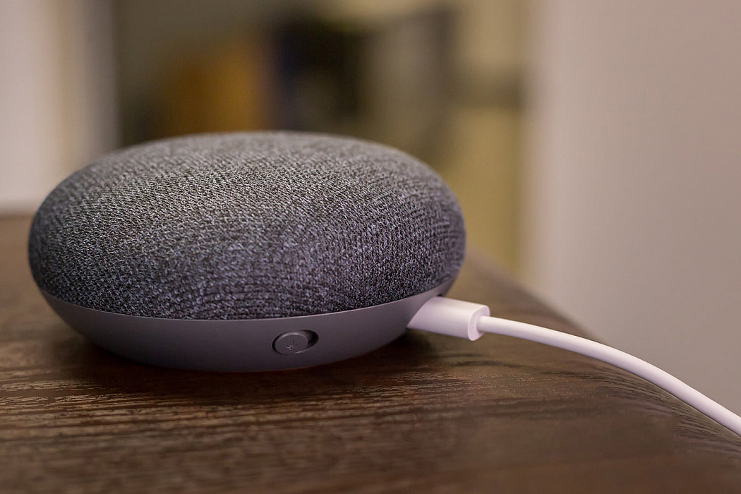 Умная колонка Google Home Mini (Black) купить в интернет-магазине icover