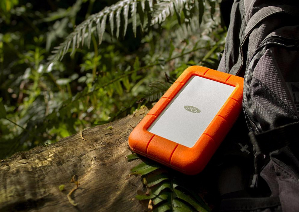 Внешний жесткий диск LaCie Rugged V2 2TB STEV2000400 (Orange) купить в интернет-магазине icover