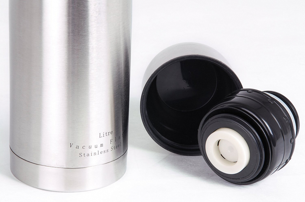 Leifheit Coco Insulating Bottle 1L (28521) - термос (Steel) купить в интернет-магазине icover