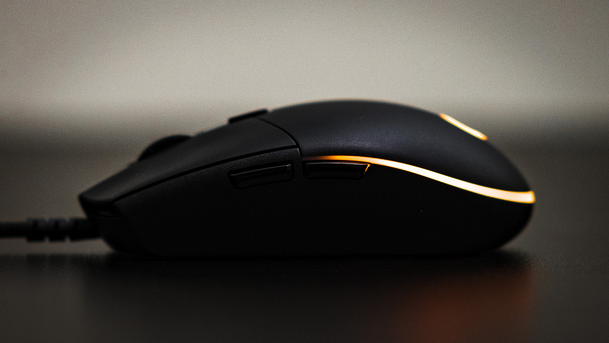 Игровая мышь Logitech G Pro 910-004856 (Black) купить в интернет-магазине icover