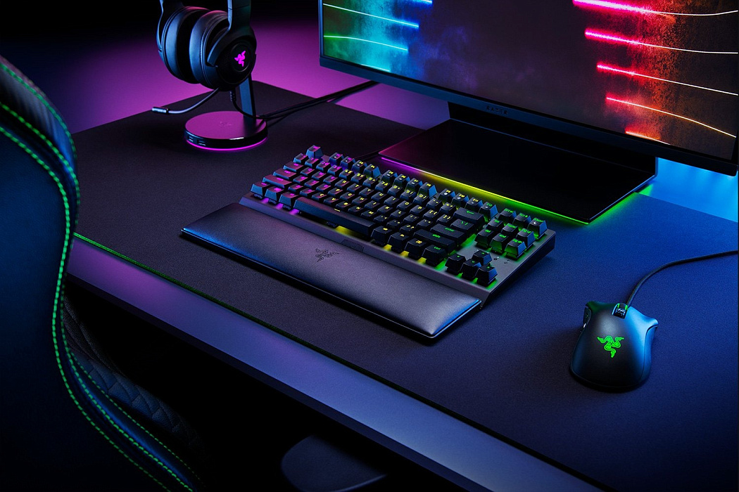 Подставка под запястье Razer Ergonomic Wrist Rest for Tenkeyless Keyboards RC21-01710100-R3M1 (Black) купить в интернет-магазине icover