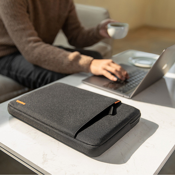 Чехол Tomtoc Defender A13 Laptop Sleeve для ноутбуков 16" (Black) купить в интернет-магазине icover