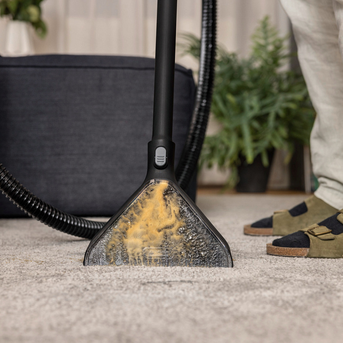 Моющий пылесос Karcher SE 4 Plus (1.081-170.0) купить в интернет-магазине icover