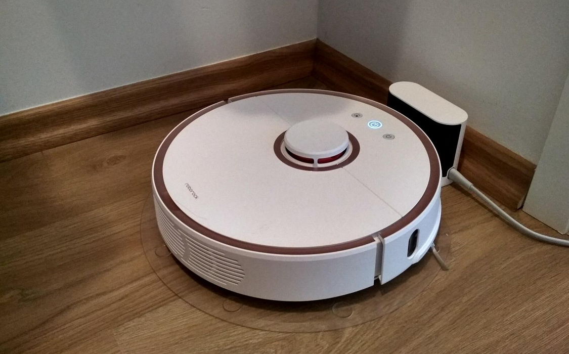 Робот-пылесос Xiaomi Mi Roborock Sweep One S50 (White/Rose gold) купить в интернет-магазине icover