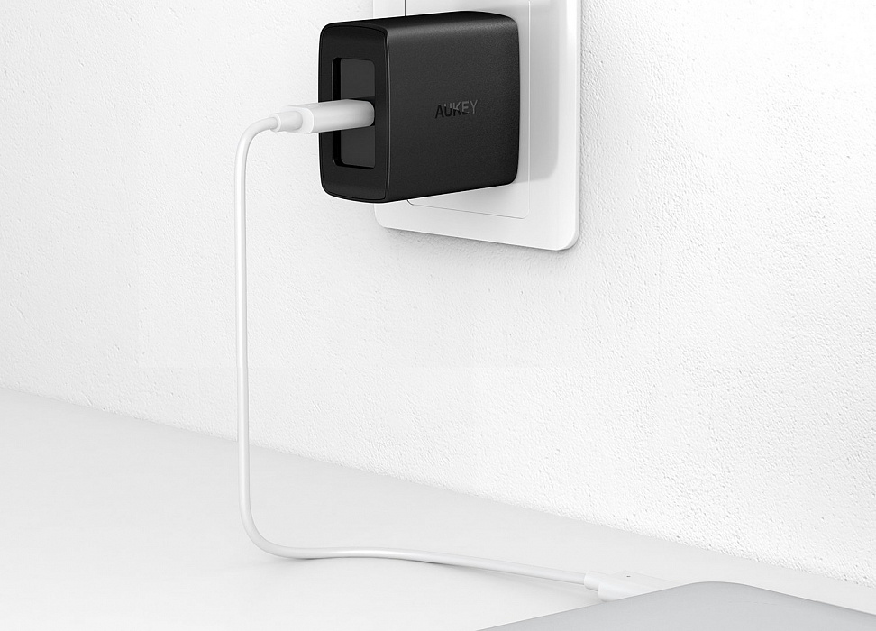 Сетевое зарядное устройство Aukey Amp PD Duo USB-C Wall Charger PA-Y7 (Black) купить в интернет-магазине icover