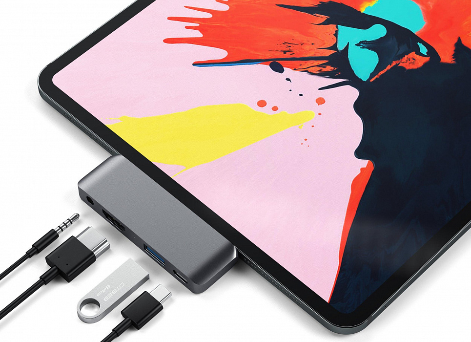 Адаптер-разветвитель Satechi Aluminum Type-C Mobile Pro Hub Adapter for iPad - Space Gray купить в интернет-магазине icover