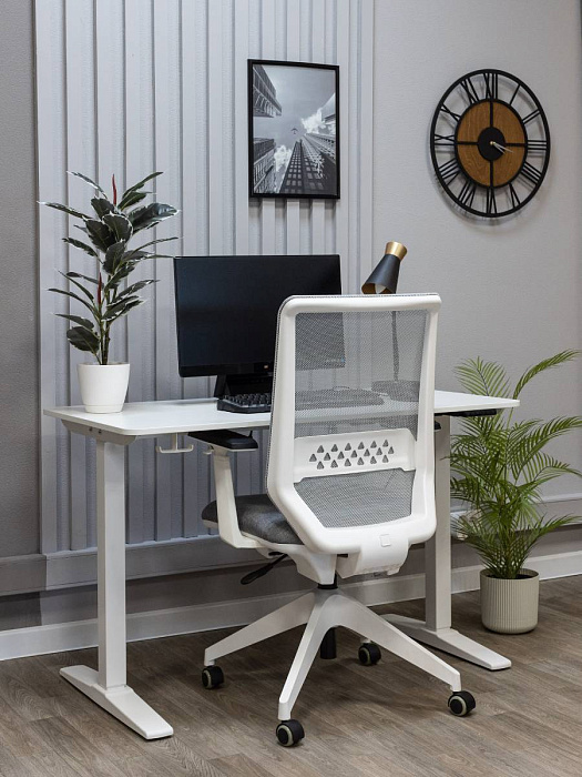 Стол игровой Бюрократ Knight Table T2 (White) купить в интернет-магазине icover