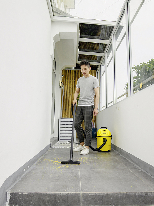 Профессиональный пылесос KARCHER WD 1 Classic 1.098-322.0 (Yellow/Black) купить в интернет-магазине icover
