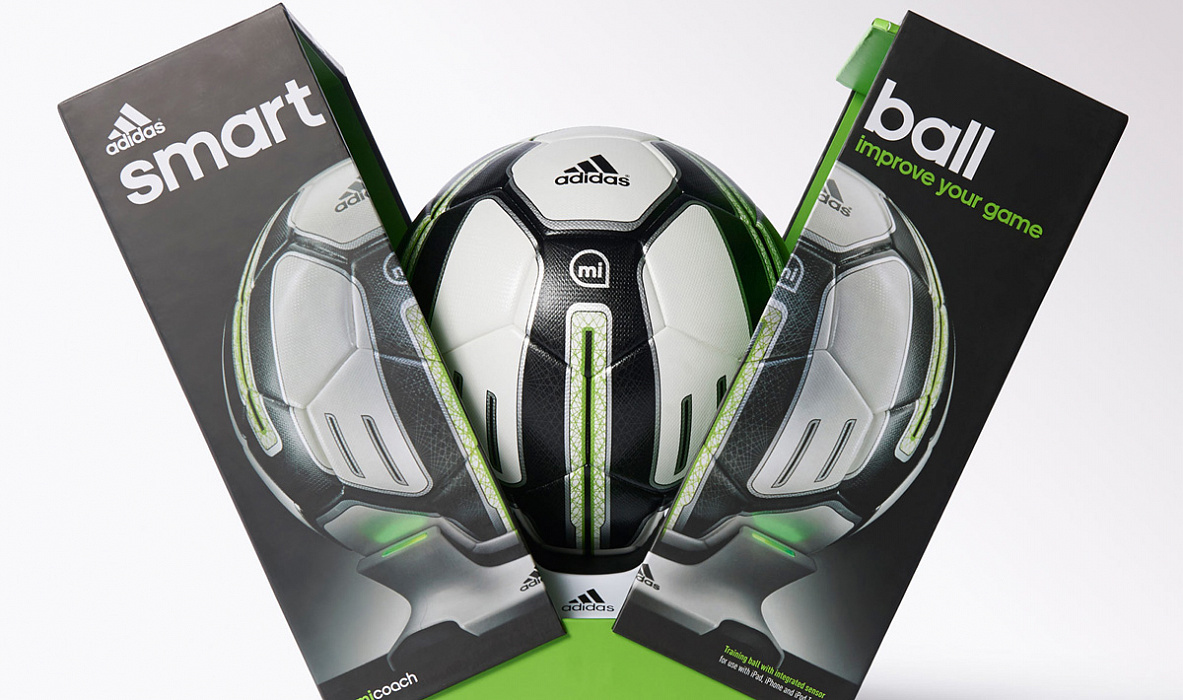 Полноразмерный умный футбольный мяч Adidas miCoach Smart Ball (Black/White) купить в интернет-магазине icover