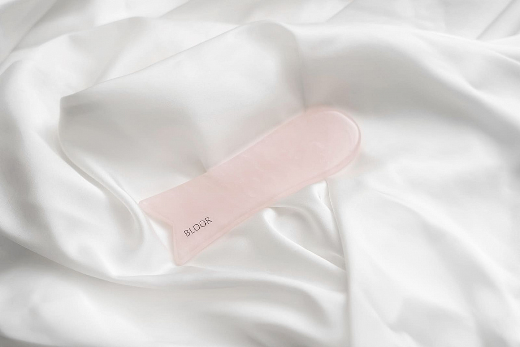 Скребок Гуаша Bloor Рыбка (Pink) купить в интернет-магазине icover