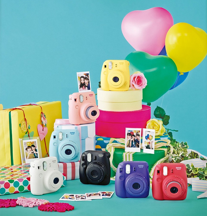 Камера моментальной печати Fujifilm Instax Mini 8 (Black) купить в интернет-магазине icover