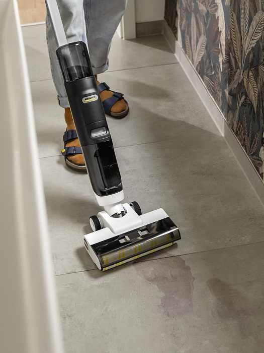 Моющий вертикальный пылесос Karcher FCV 3 EU (1.056-122.0) купить в интернет-магазине icover