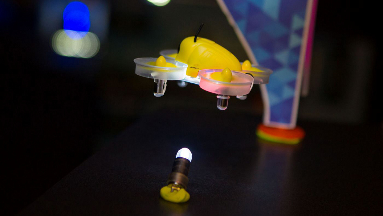 Квадрокоптер Blade Inductrix FPV BNF BLH8580 (Yellow) купить в интернет-магазине icover