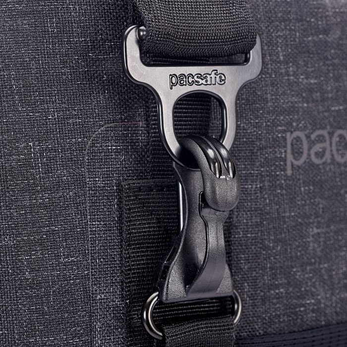 Рюкзак PacSafe Dry 25L для ноутбука 15" (Grey) купить в интернет-магазине icover