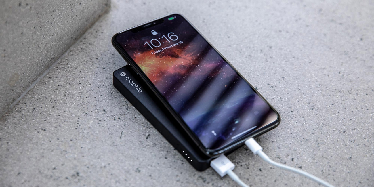 Внешний аккумулятор Mophie Powerstation Lightning 5000 mAh (Black) купить в интернет-магазине icover