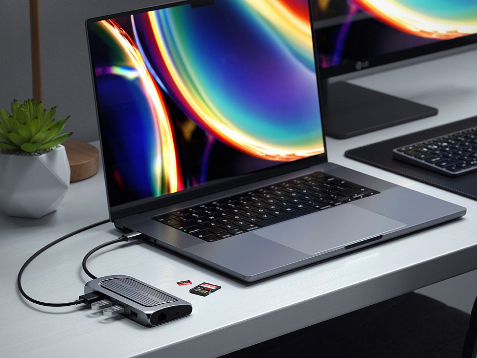 USB-хаб Satechi USB 4 Multiport Adapter (ST-U4MA3M) 8K HDMI, USB-A, USB-C PD, Ethernet (Space Grey) купить в интернет-магазине icover